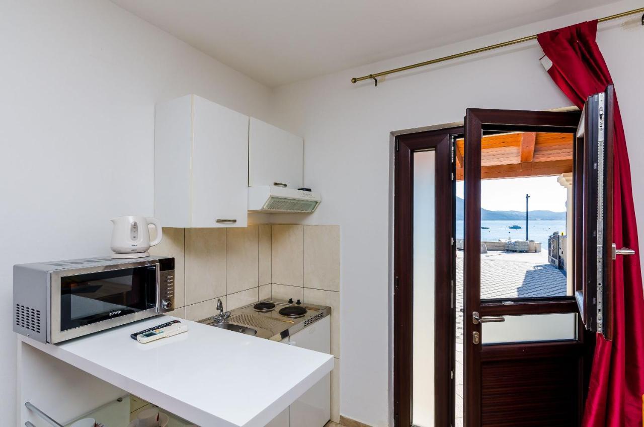 Apartments Kanjuo By The Sea Млини Экстерьер фото
